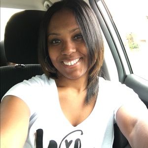 Meet your Posher, Kelli